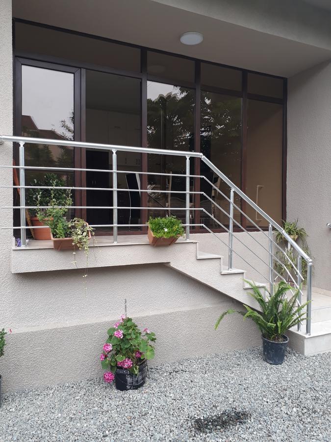 Lia Guest House Kobuleti Exteriör bild